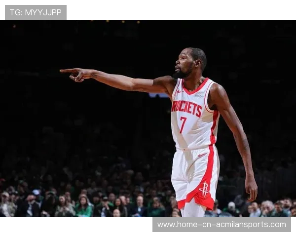 火箭阿门汤普森在防守端表现亮眼获杜兰特赞赏